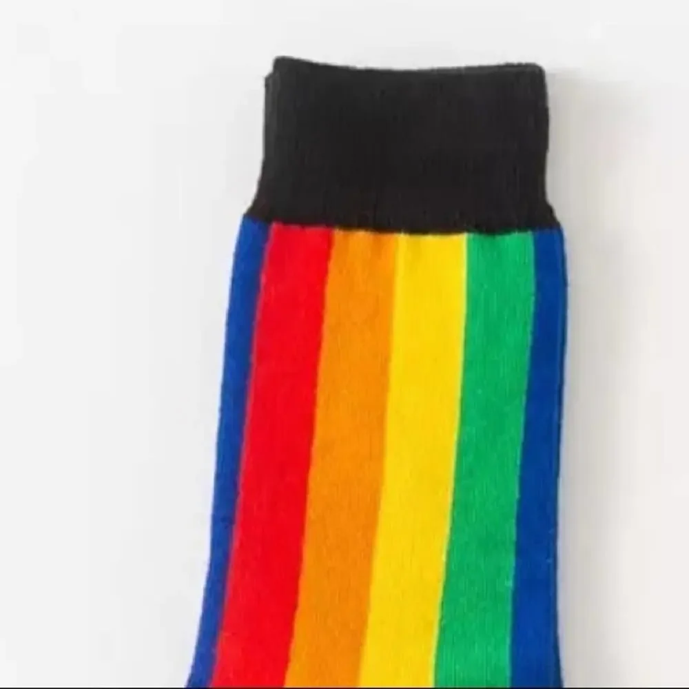 Women  Pride Rainbow Stripe  Black Socks Set Size 5-9